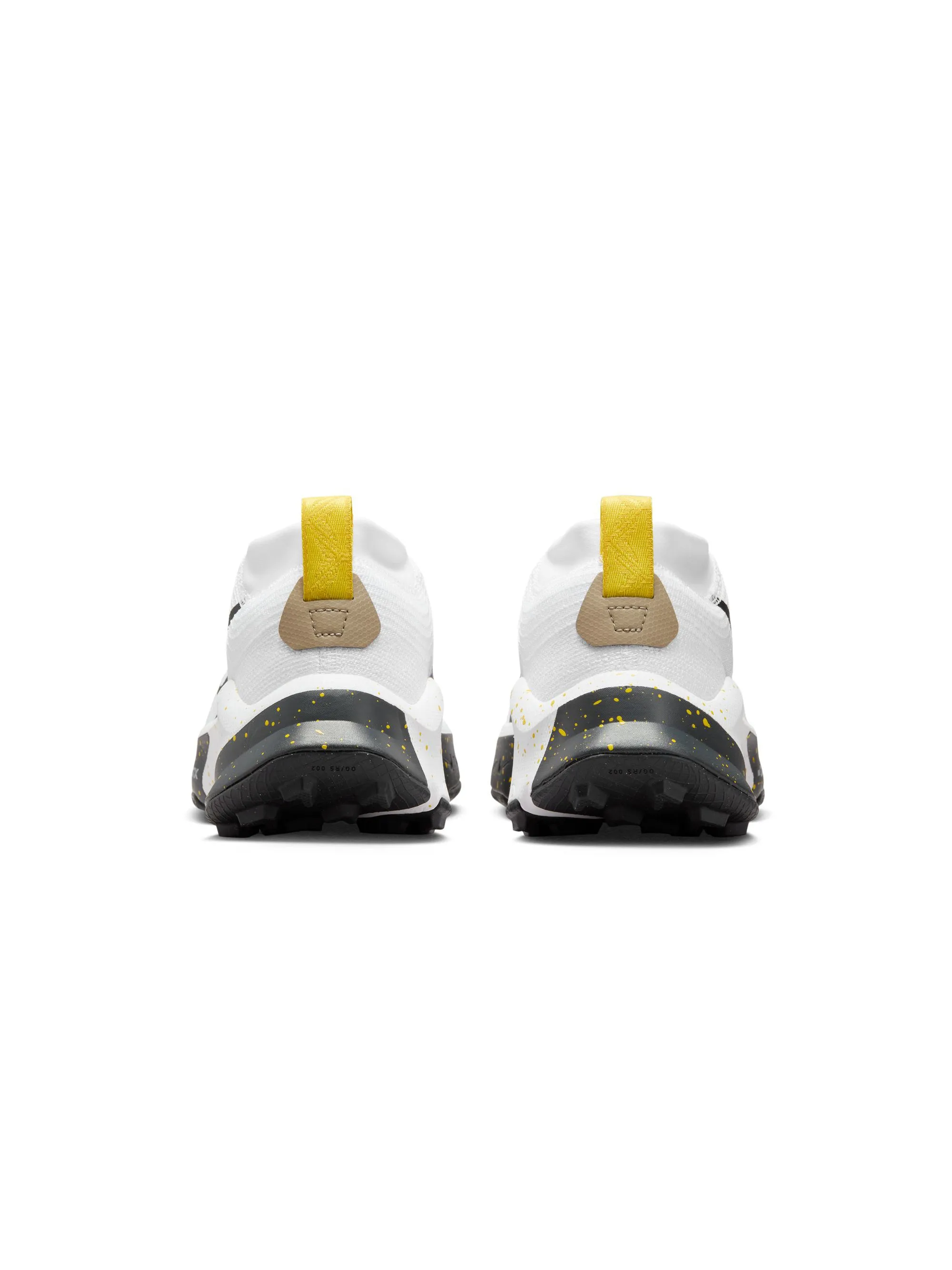 Nike Men's ZoomX Zegama Trail Shoes
