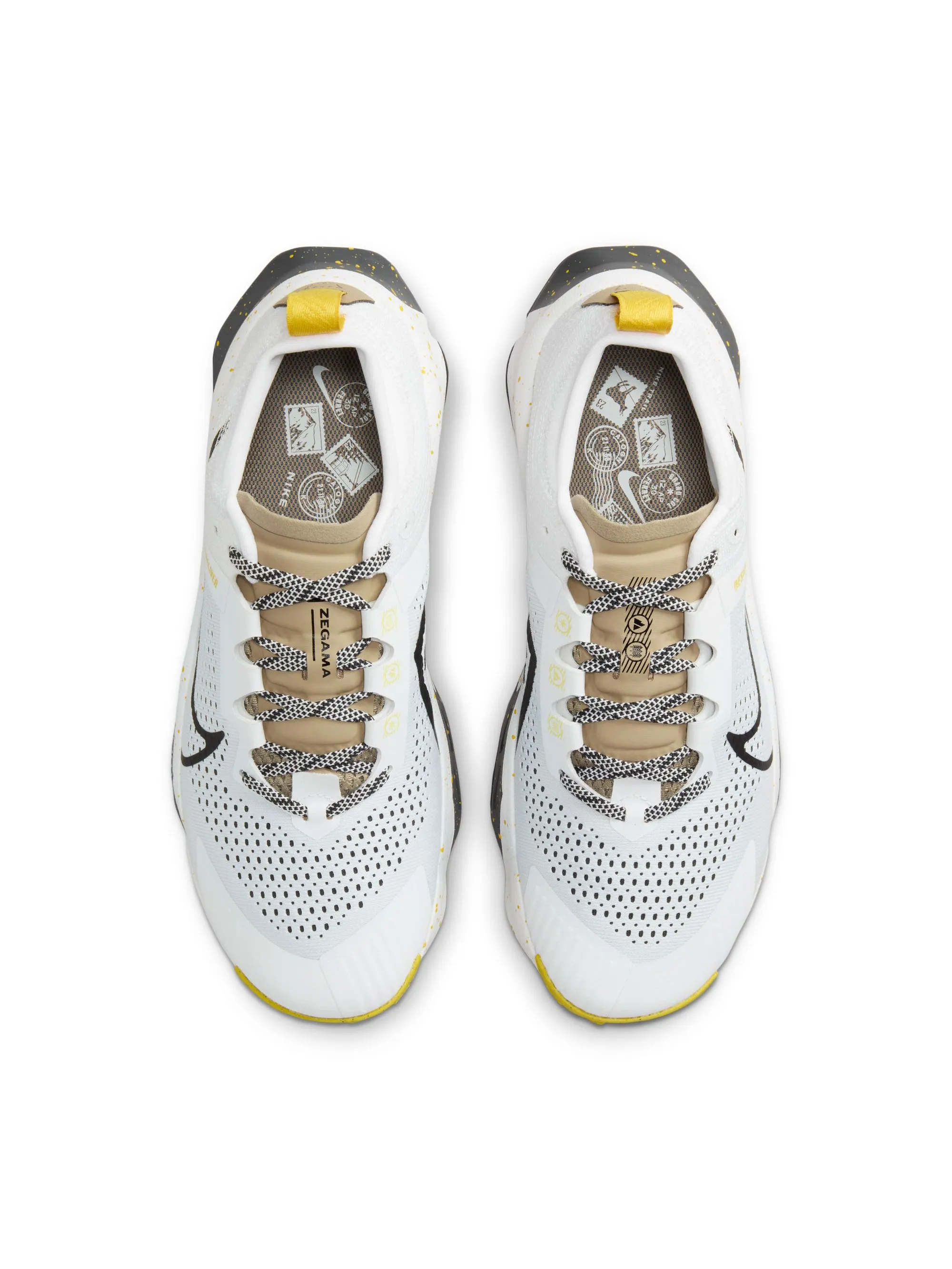 Nike Men's ZoomX Zegama Trail Shoes
