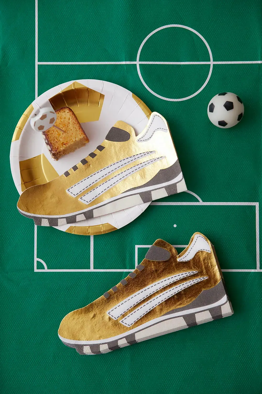 Party Champions Soccer Plates