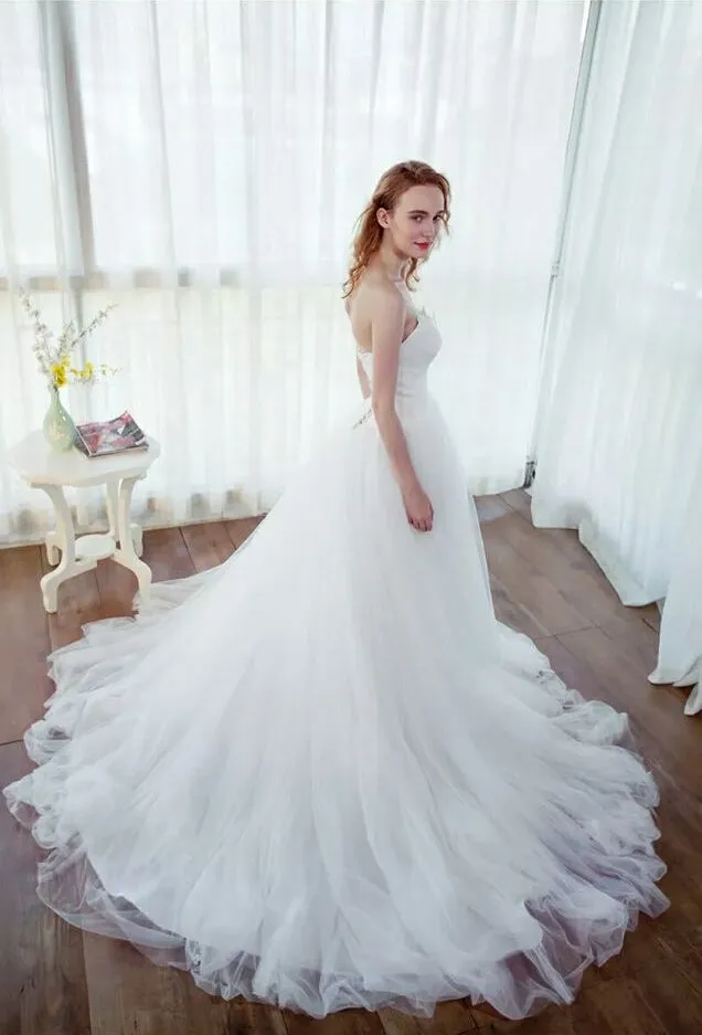Simple Elegant A-line Lace Up Sweetheart Long Wedding Dresses